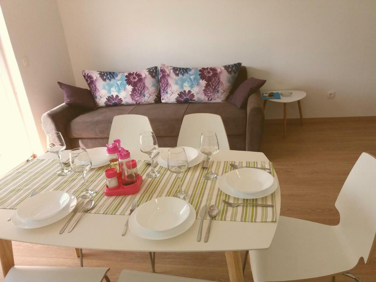 Apartments Mestrovic Лопар Екстер'єр фото