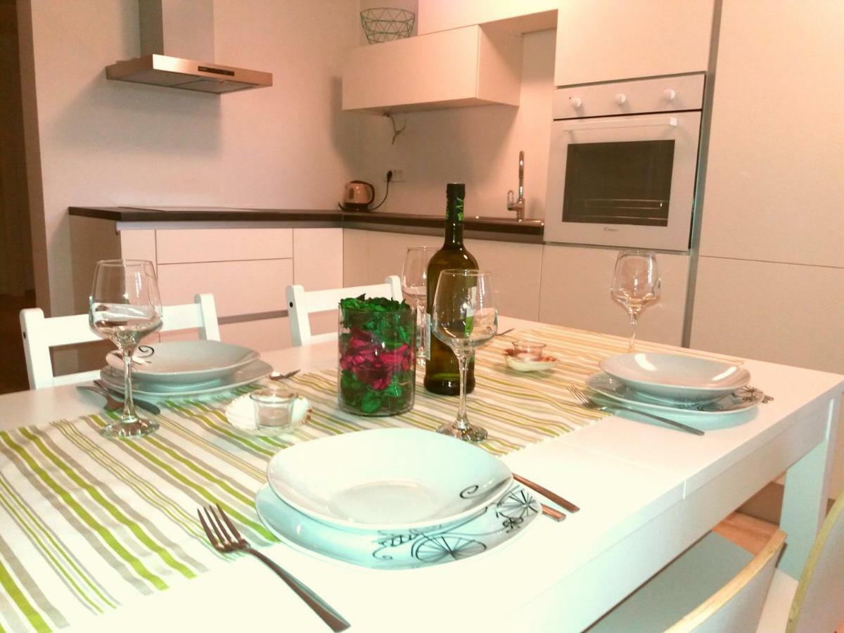 Apartments Mestrovic Лопар Екстер'єр фото