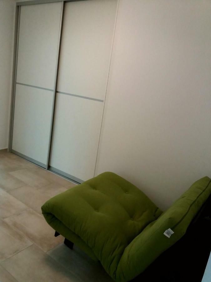 Apartments Mestrovic Лопар Екстер'єр фото